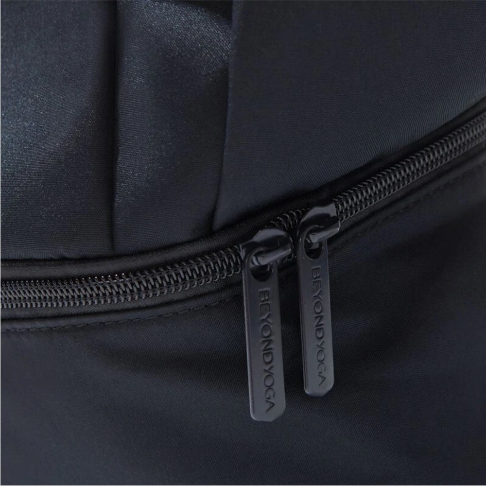NWT Beyond Yoga Convertible Gym Black Backpack - Picture 7 of 7